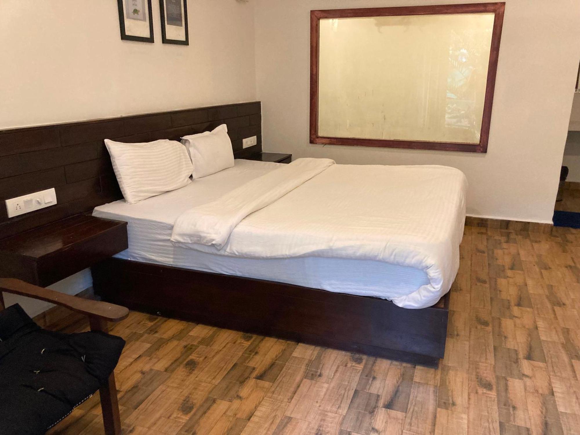Hotel O Calangute Beach Resort Кандолім Екстер'єр фото